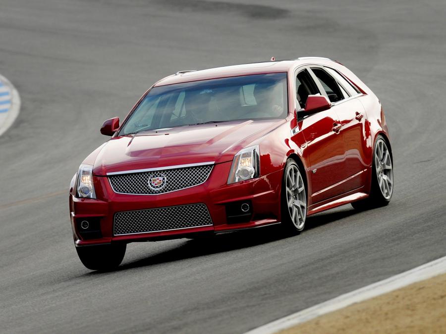  Cadillac CTS-V Sport Wagon 2010 года  (фото 10 из 17)